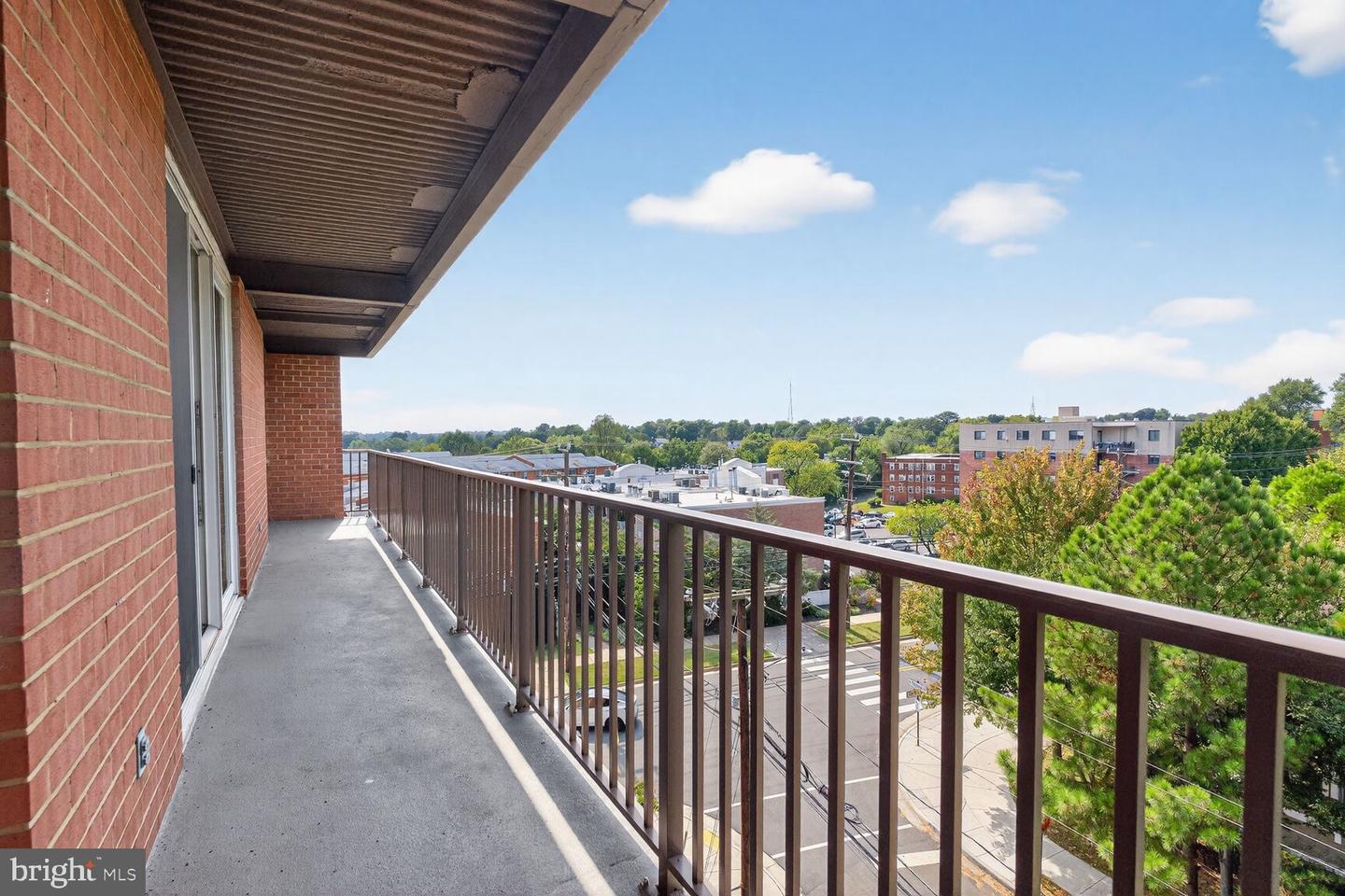 4343 CHERRY HILL RD #605, ARLINGTON, Virginia 22207, 2 Bedrooms Bedrooms, 8 Rooms Rooms,1 BathroomBathrooms,Residential,For sale,4343 CHERRY HILL RD #605,VAAR2064164 MLS # VAAR2064164