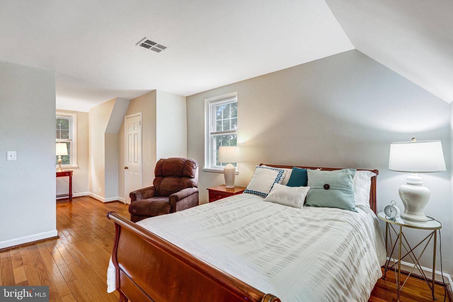 4698 36TH ST S #A, ARLINGTON, Virginia 22206, 1 Bedroom Bedrooms, ,2 BathroomsBathrooms,Residential,For sale,4698 36TH ST S #A,VAAR2064176 MLS # VAAR2064176
