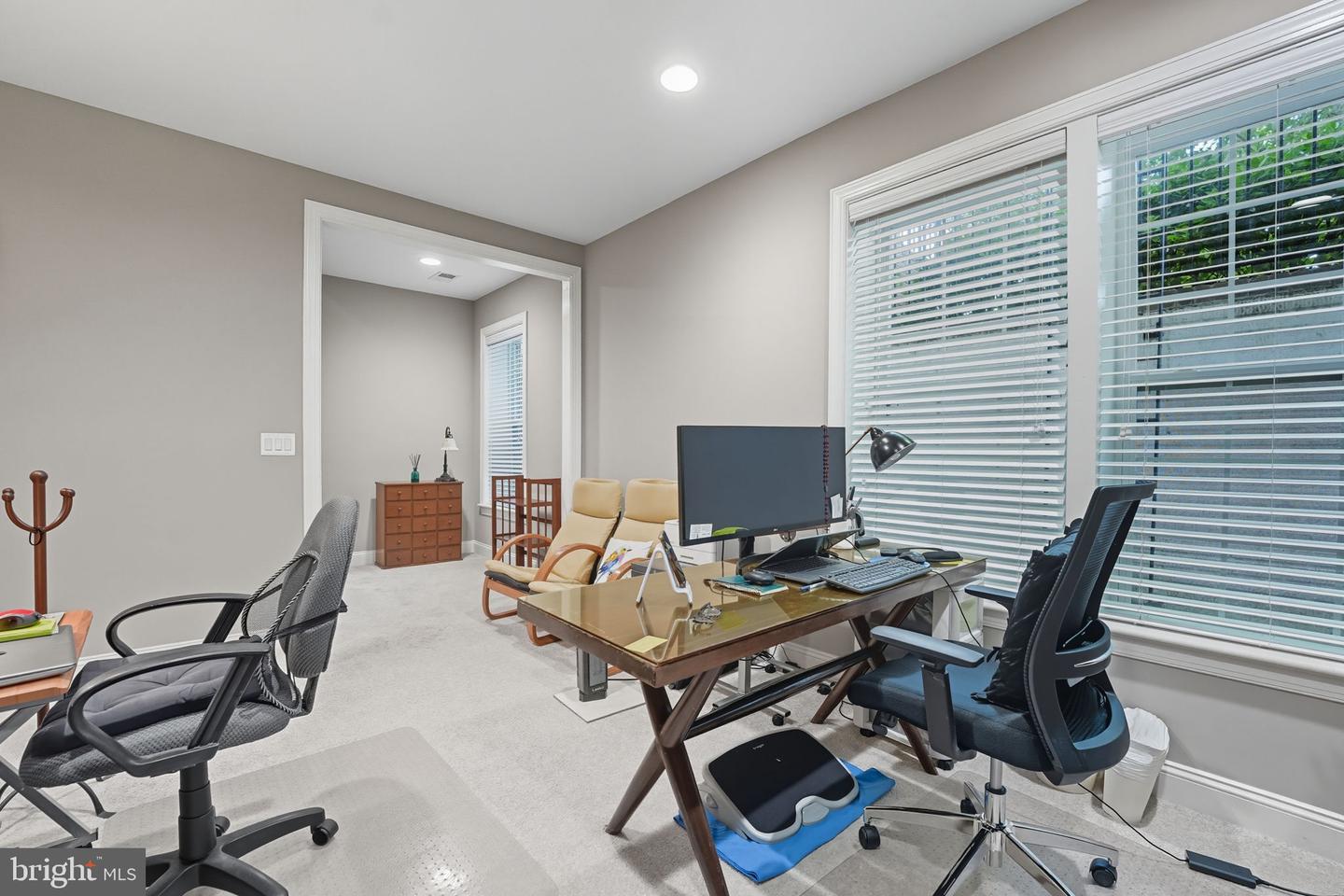 4316 CHAIN BRIDGE RD, FAIRFAX, Virginia 22030, 3 Bedrooms Bedrooms, ,3 BathroomsBathrooms,Residential,For sale,4316 CHAIN BRIDGE RD,VAFC2007092 MLS # VAFC2007092
