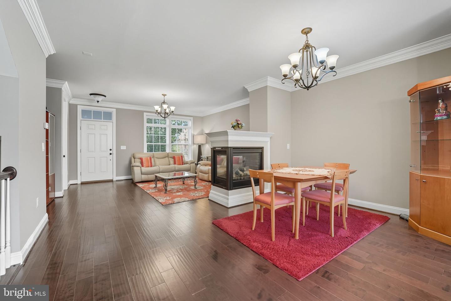 4316 CHAIN BRIDGE RD, FAIRFAX, Virginia 22030, 3 Bedrooms Bedrooms, ,3 BathroomsBathrooms,Residential,For sale,4316 CHAIN BRIDGE RD,VAFC2007092 MLS # VAFC2007092