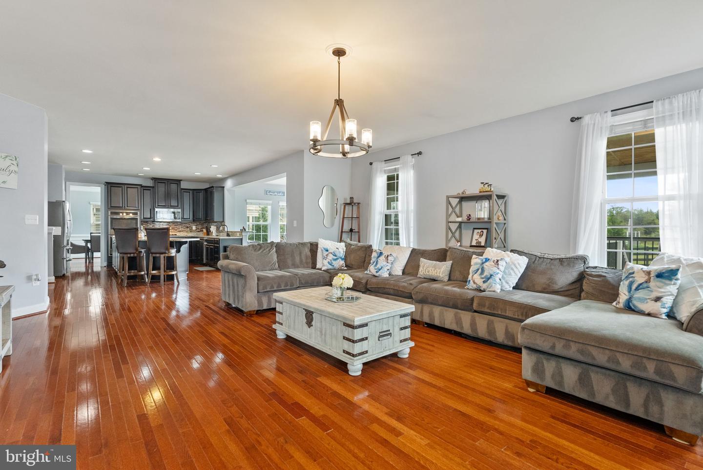 42549 FAWN MEADOW PL, CHANTILLY, Virginia 20152, 4 Bedrooms Bedrooms, ,4 BathroomsBathrooms,Residential,For sale,42549 FAWN MEADOW PL,VALO2107678 MLS # VALO2107678