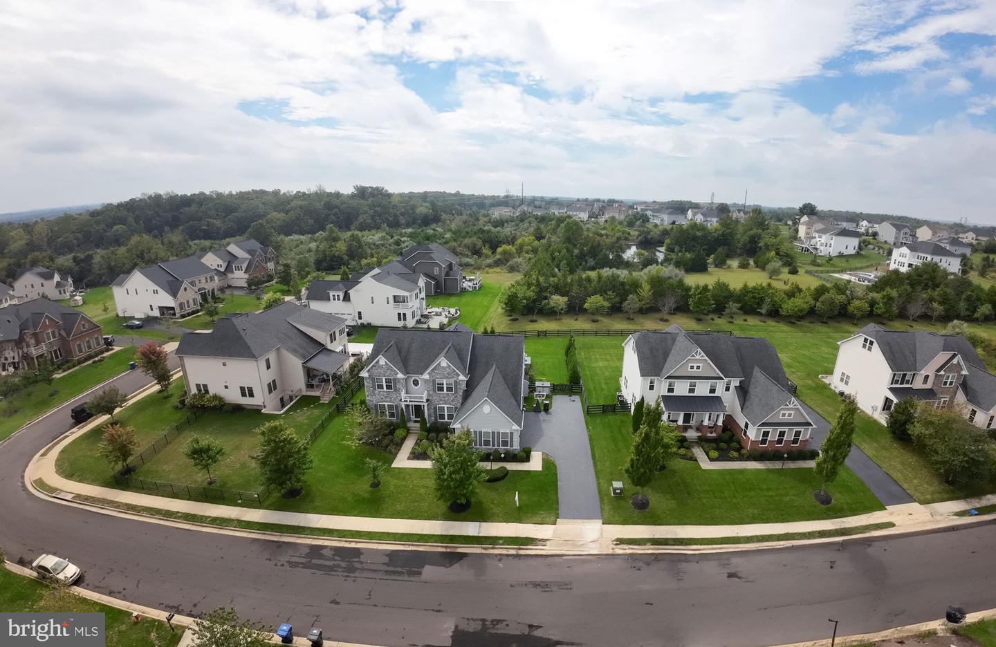 42549 FAWN MEADOW PL, CHANTILLY, Virginia 20152, 4 Bedrooms Bedrooms, ,4 BathroomsBathrooms,Residential,For sale,42549 FAWN MEADOW PL,VALO2107678 MLS # VALO2107678