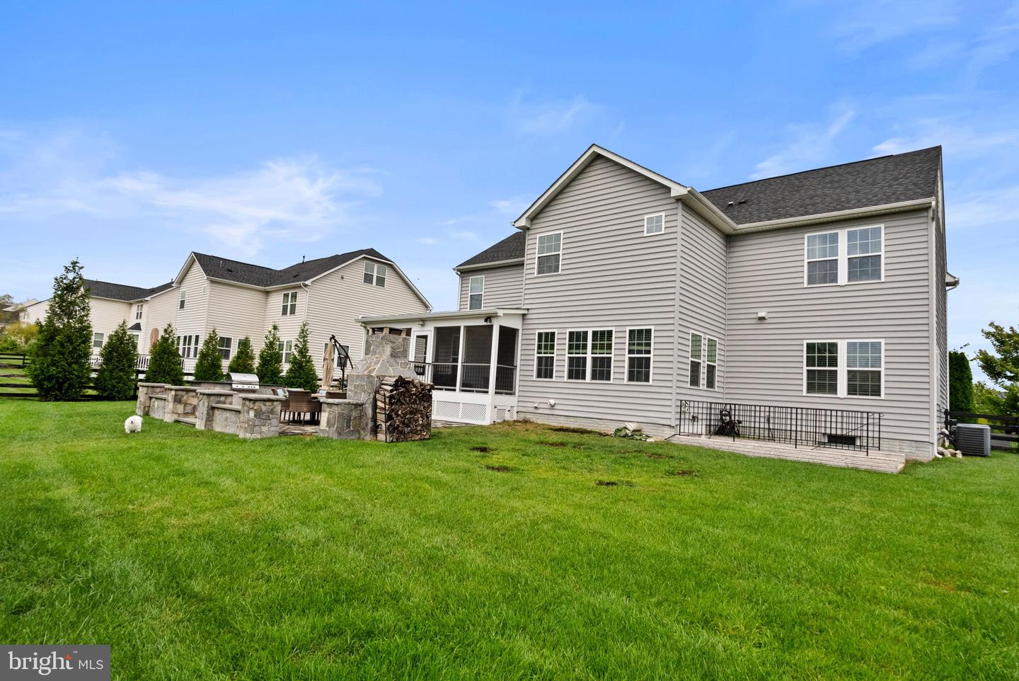 42549 FAWN MEADOW PL, CHANTILLY, Virginia 20152, 4 Bedrooms Bedrooms, ,4 BathroomsBathrooms,Residential,For sale,42549 FAWN MEADOW PL,VALO2107678 MLS # VALO2107678