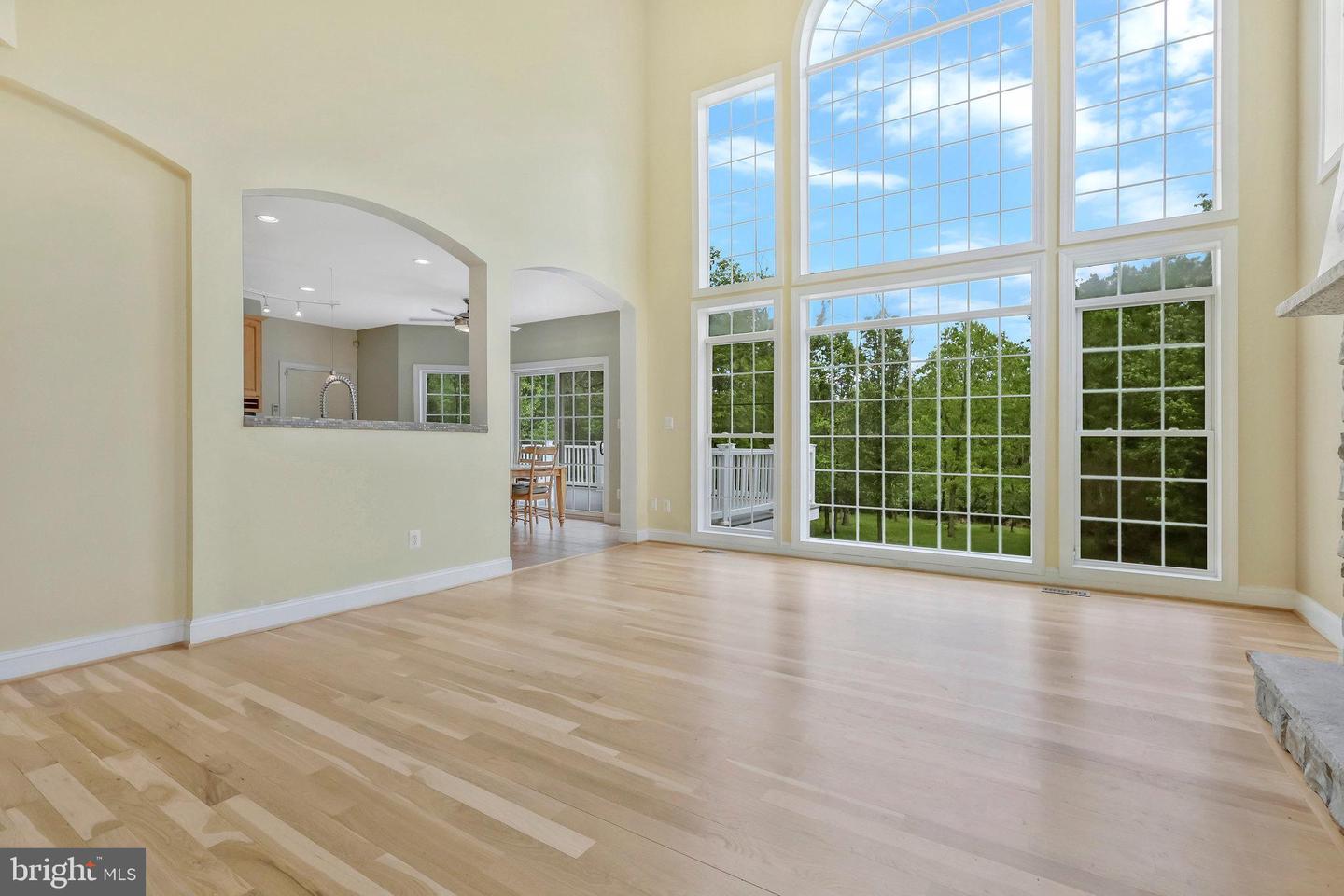 19834 SMITH CIR, ASHBURN, Virginia 20147, 4 Bedrooms Bedrooms, 9 Rooms Rooms,4 BathroomsBathrooms,Residential,For sale,19834 SMITH CIR,VALO2107692 MLS # VALO2107692