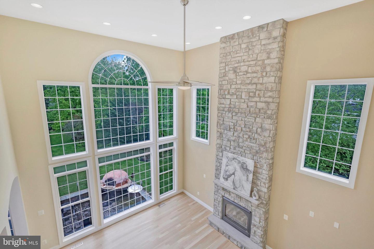19834 SMITH CIR, ASHBURN, Virginia 20147, 4 Bedrooms Bedrooms, 9 Rooms Rooms,4 BathroomsBathrooms,Residential,For sale,19834 SMITH CIR,VALO2107692 MLS # VALO2107692