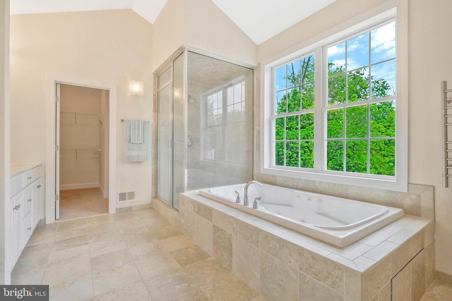 19834 SMITH CIR, ASHBURN, Virginia 20147, 4 Bedrooms Bedrooms, 9 Rooms Rooms,4 BathroomsBathrooms,Residential,For sale,19834 SMITH CIR,VALO2107692 MLS # VALO2107692