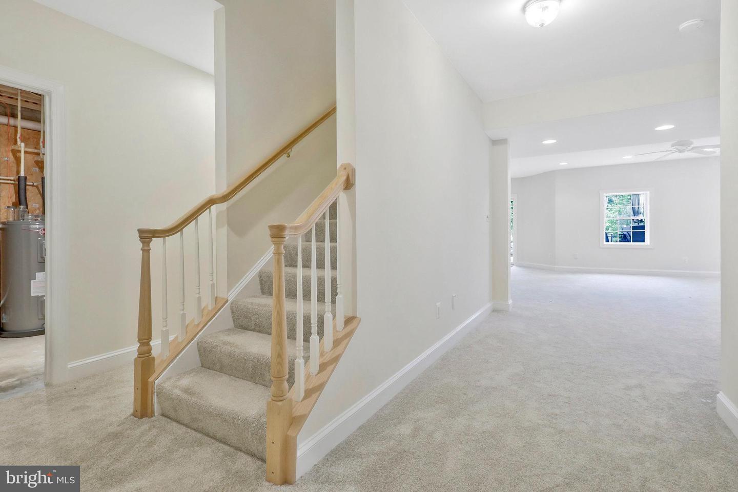 19834 SMITH CIR, ASHBURN, Virginia 20147, 4 Bedrooms Bedrooms, 9 Rooms Rooms,4 BathroomsBathrooms,Residential,For sale,19834 SMITH CIR,VALO2107692 MLS # VALO2107692