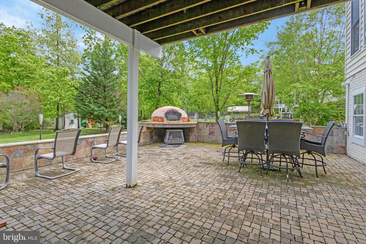 19834 SMITH CIR, ASHBURN, Virginia 20147, 4 Bedrooms Bedrooms, 9 Rooms Rooms,4 BathroomsBathrooms,Residential,For sale,19834 SMITH CIR,VALO2107692 MLS # VALO2107692