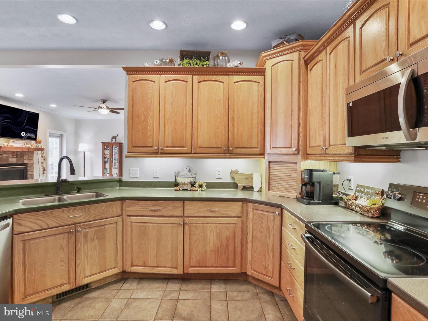 3938 REMOUNT RD, FRONT ROYAL, Virginia 22630, 5 Bedrooms Bedrooms, 20 Rooms Rooms,3 BathroomsBathrooms,Residential,For sale,3938 REMOUNT RD,VAWR2012432 MLS # VAWR2012432