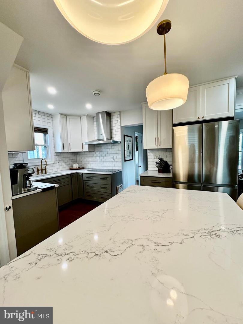 2905 CARLTON AVE NE, WASHINGTON, District Of Columbia 20018, 3 Bedrooms Bedrooms, ,1 BathroomBathrooms,Residential,For sale,2905 CARLTON AVE NE,DCDC2224006 MLS # DCDC2224006