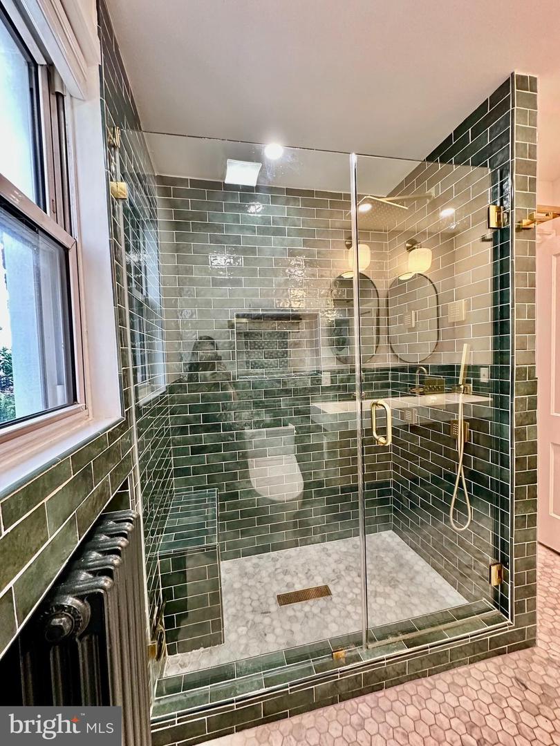 2905 CARLTON AVE NE, WASHINGTON, District Of Columbia 20018, 3 Bedrooms Bedrooms, ,1 BathroomBathrooms,Residential,For sale,2905 CARLTON AVE NE,DCDC2224006 MLS # DCDC2224006