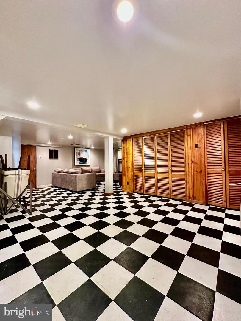 2905 CARLTON AVE NE, WASHINGTON, District Of Columbia 20018, 3 Bedrooms Bedrooms, ,1 BathroomBathrooms,Residential,For sale,2905 CARLTON AVE NE,DCDC2224006 MLS # DCDC2224006