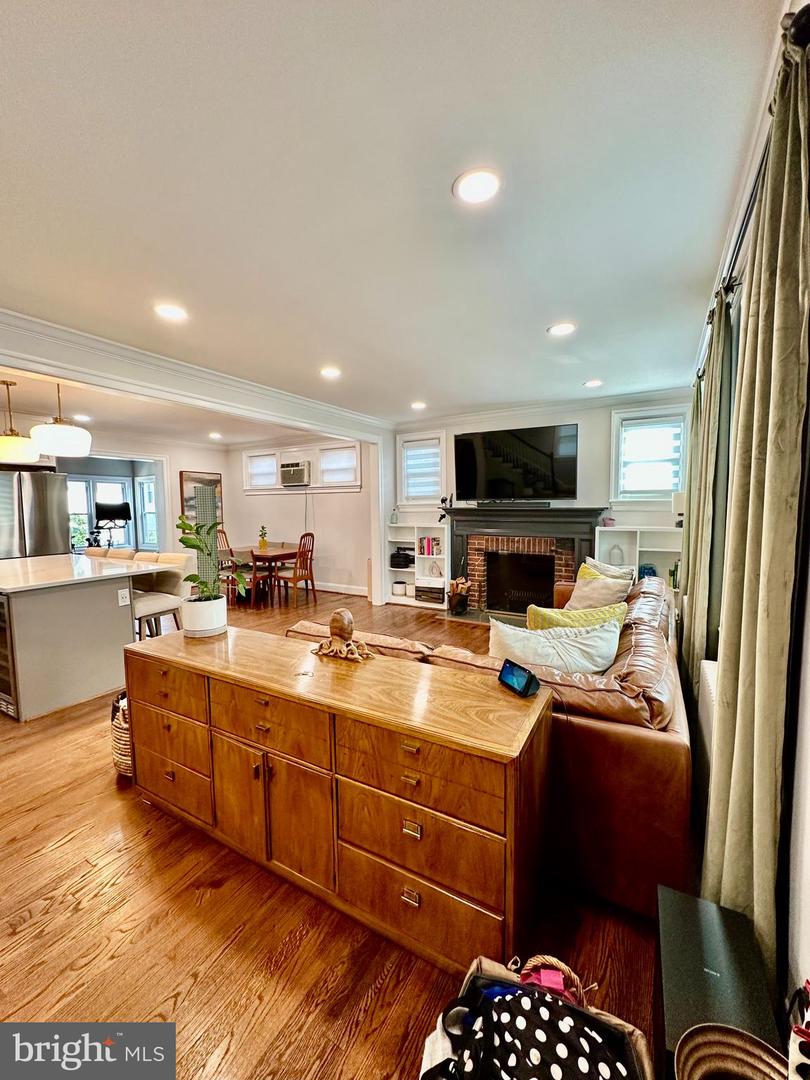 2905 CARLTON AVE NE, WASHINGTON, District Of Columbia 20018, 3 Bedrooms Bedrooms, ,1 BathroomBathrooms,Residential,For sale,2905 CARLTON AVE NE,DCDC2224006 MLS # DCDC2224006