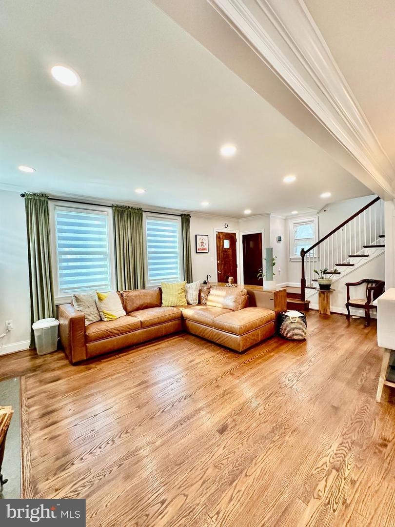 2905 CARLTON AVE NE, WASHINGTON, District Of Columbia 20018, 3 Bedrooms Bedrooms, ,1 BathroomBathrooms,Residential,For sale,2905 CARLTON AVE NE,DCDC2224006 MLS # DCDC2224006