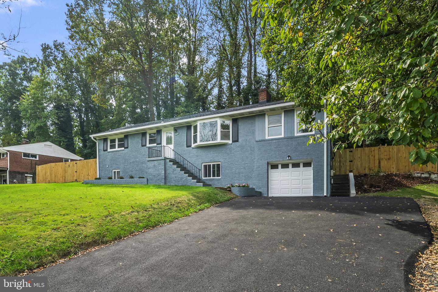 5822 BROOKVIEW DR, ALEXANDRIA, Virginia 22310, 5 Bedrooms Bedrooms, ,2 BathroomsBathrooms,Residential,For sale,5822 BROOKVIEW DR,VAFX2269258 MLS # VAFX2269258