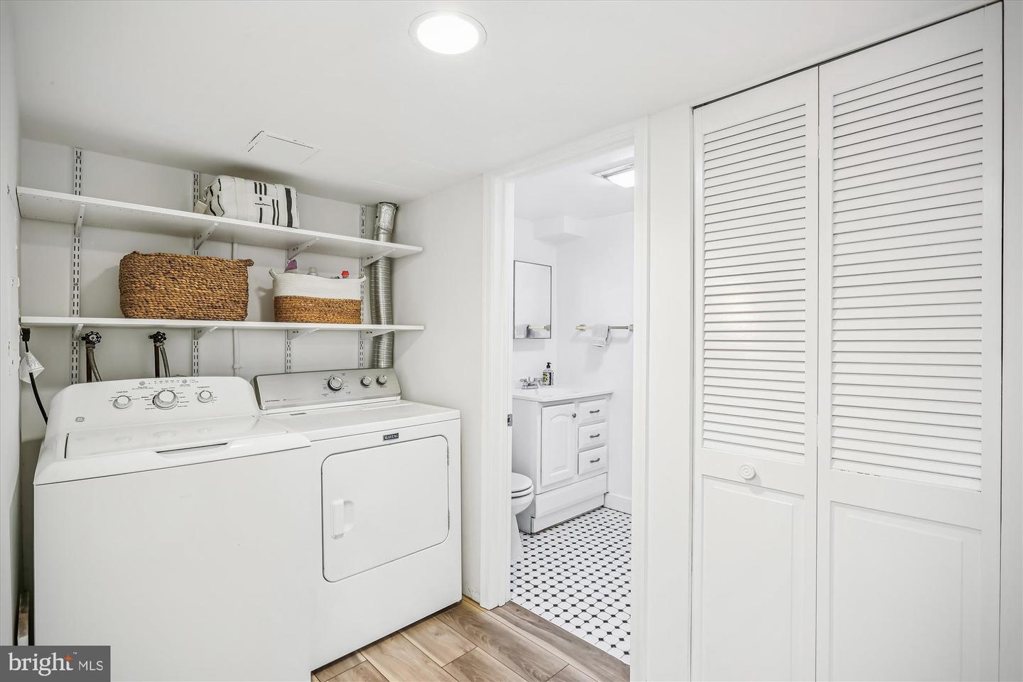 2718 ORDWAY ST NW #2, WASHINGTON, District Of Columbia 20008, 2 Bedrooms Bedrooms, ,2 BathroomsBathrooms,Residential,For sale,2718 ORDWAY ST NW #2,DCDC2224134 MLS # DCDC2224134