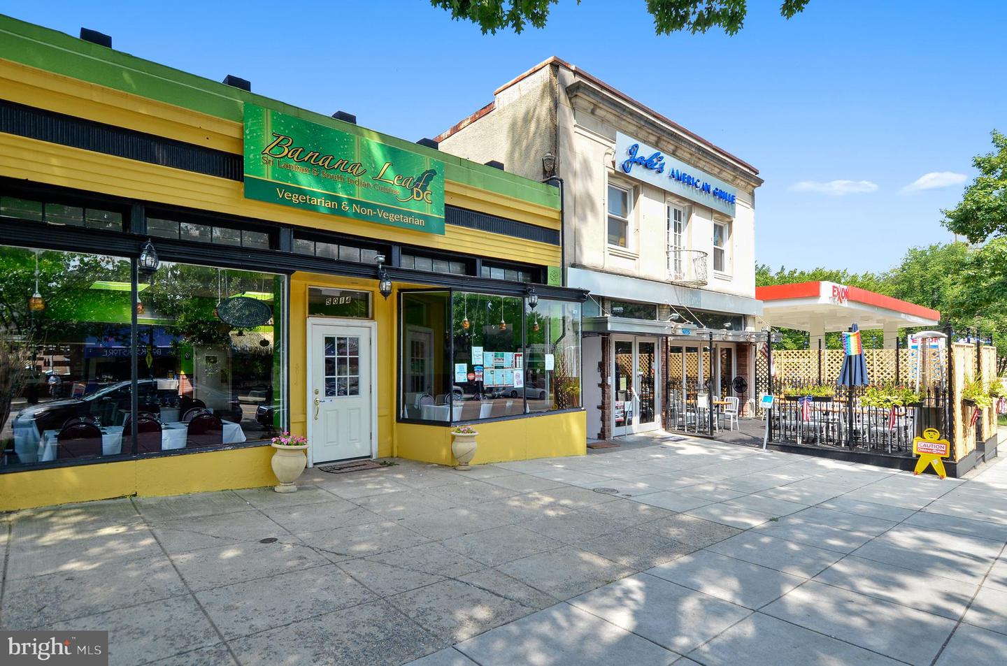 2718 ORDWAY ST NW #2, WASHINGTON, District Of Columbia 20008, 2 Bedrooms Bedrooms, ,2 BathroomsBathrooms,Residential,For sale,2718 ORDWAY ST NW #2,DCDC2224134 MLS # DCDC2224134