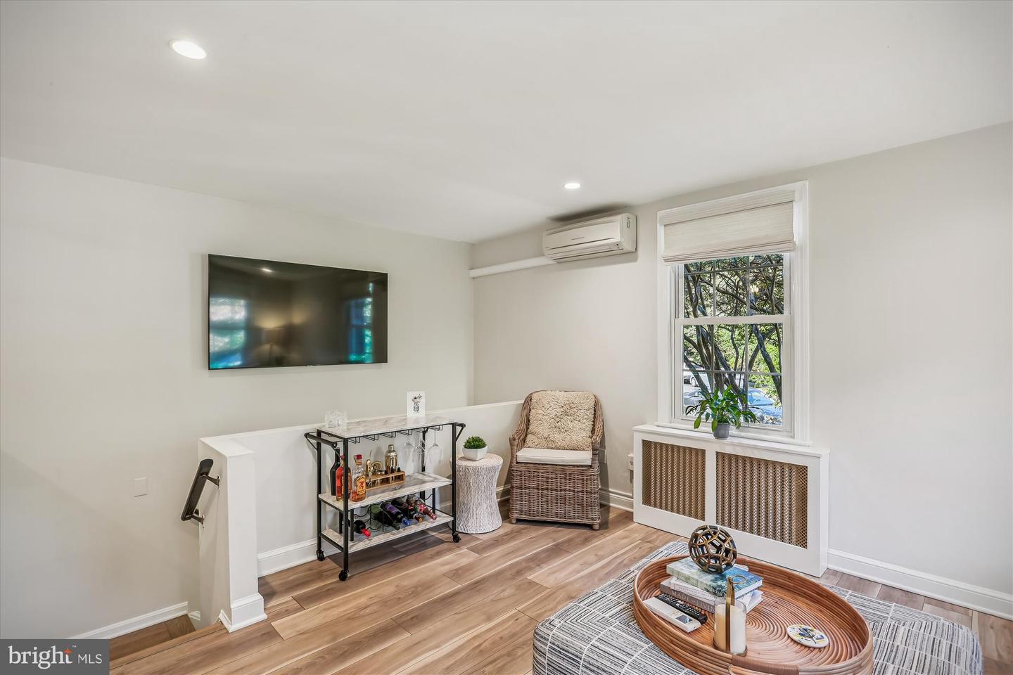 2718 ORDWAY ST NW #2, WASHINGTON, District Of Columbia 20008, 2 Bedrooms Bedrooms, ,2 BathroomsBathrooms,Residential,For sale,2718 ORDWAY ST NW #2,DCDC2224134 MLS # DCDC2224134