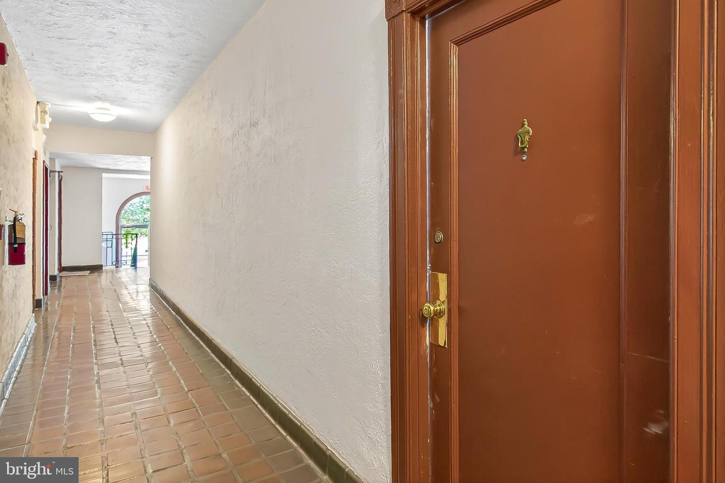 3600 CONNECTICUT AVE NW #105, WASHINGTON, District Of Columbia 20008, 3 Rooms Rooms,1 BathroomBathrooms,Residential,For sale,3600 CONNECTICUT AVE NW #105,DCDC2224252 MLS # DCDC2224252