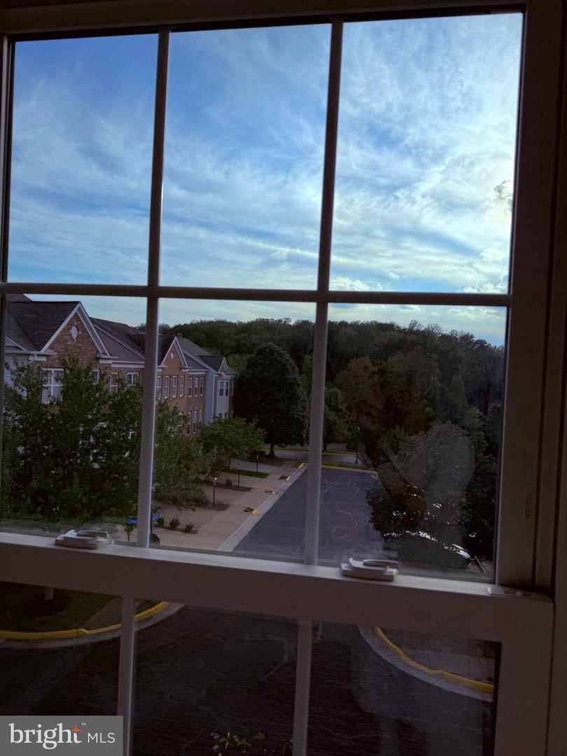 5295 COZY GLEN LN, ALEXANDRIA, Virginia 22312, 3 Bedrooms Bedrooms, ,2 BathroomsBathrooms,Residential,For sale,5295 COZY GLEN LN,VAFX2269034 MLS # VAFX2269034