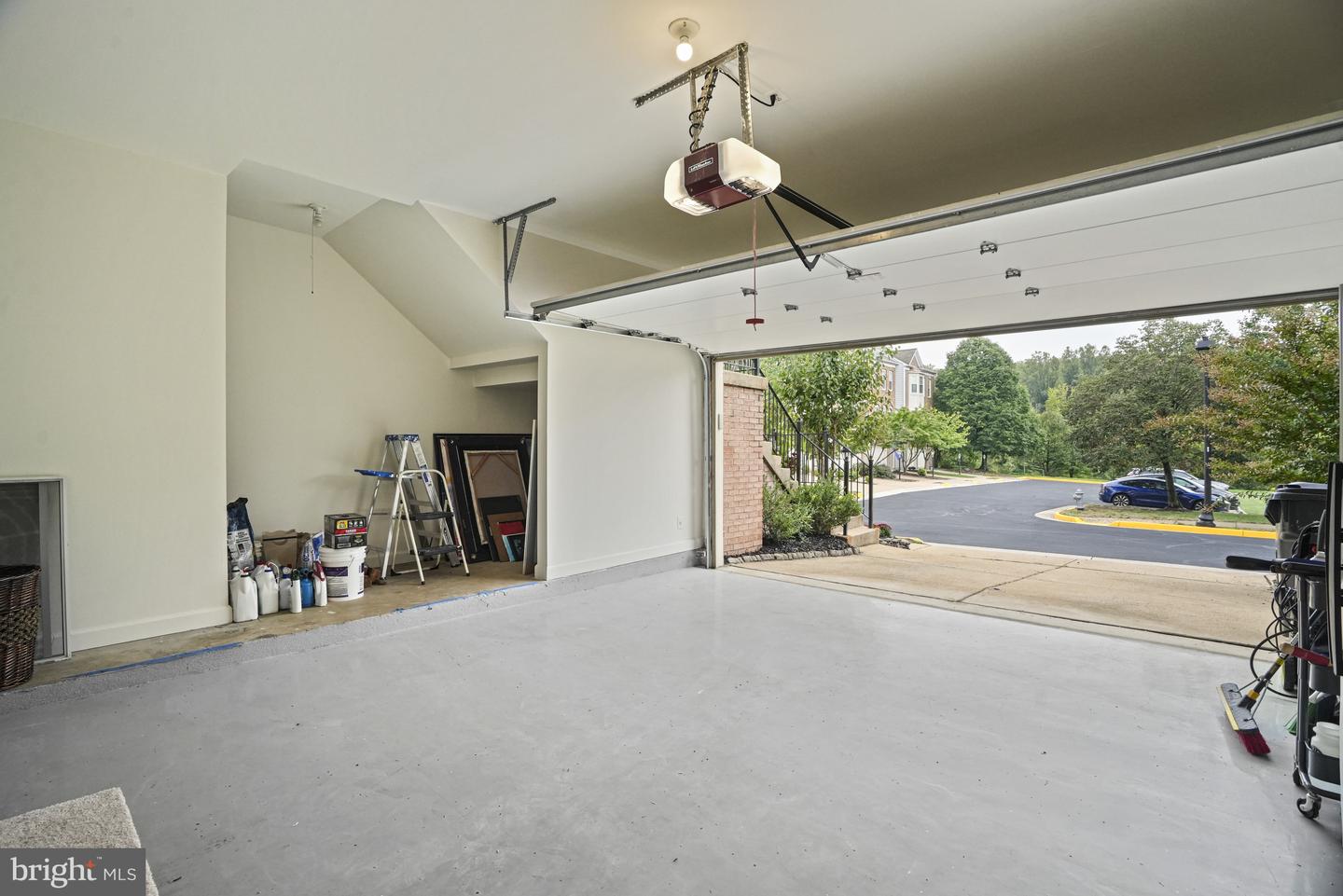 5295 COZY GLEN LN, ALEXANDRIA, Virginia 22312, 3 Bedrooms Bedrooms, ,2 BathroomsBathrooms,Residential,For sale,5295 COZY GLEN LN,VAFX2269034 MLS # VAFX2269034