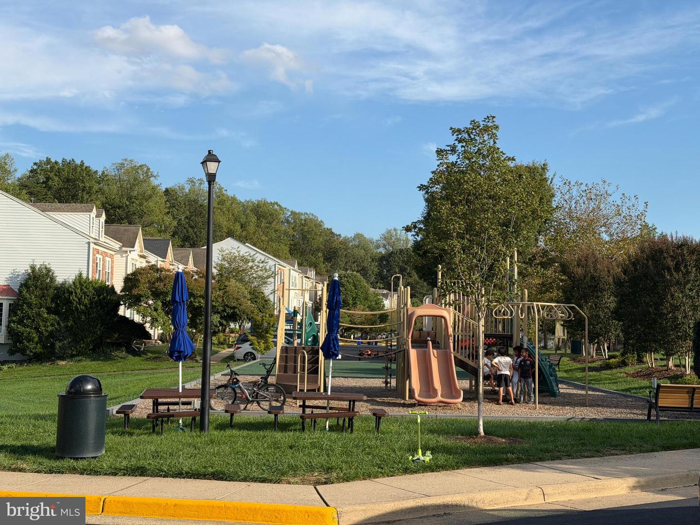 5295 COZY GLEN LN, ALEXANDRIA, Virginia 22312, 3 Bedrooms Bedrooms, ,2 BathroomsBathrooms,Residential,For sale,5295 COZY GLEN LN,VAFX2269034 MLS # VAFX2269034
