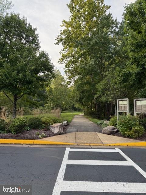 5295 COZY GLEN LN, ALEXANDRIA, Virginia 22312, 3 Bedrooms Bedrooms, ,2 BathroomsBathrooms,Residential,For sale,5295 COZY GLEN LN,VAFX2269034 MLS # VAFX2269034 5295 COZY GLEN LN, ALEXANDRIA, Virginia 22312, 3 Bedrooms Bedrooms, ,2 BathroomsBathrooms,Residential,For sale,5295 COZY GLEN LN,VAFX2269034 MLS # VAFX2269034