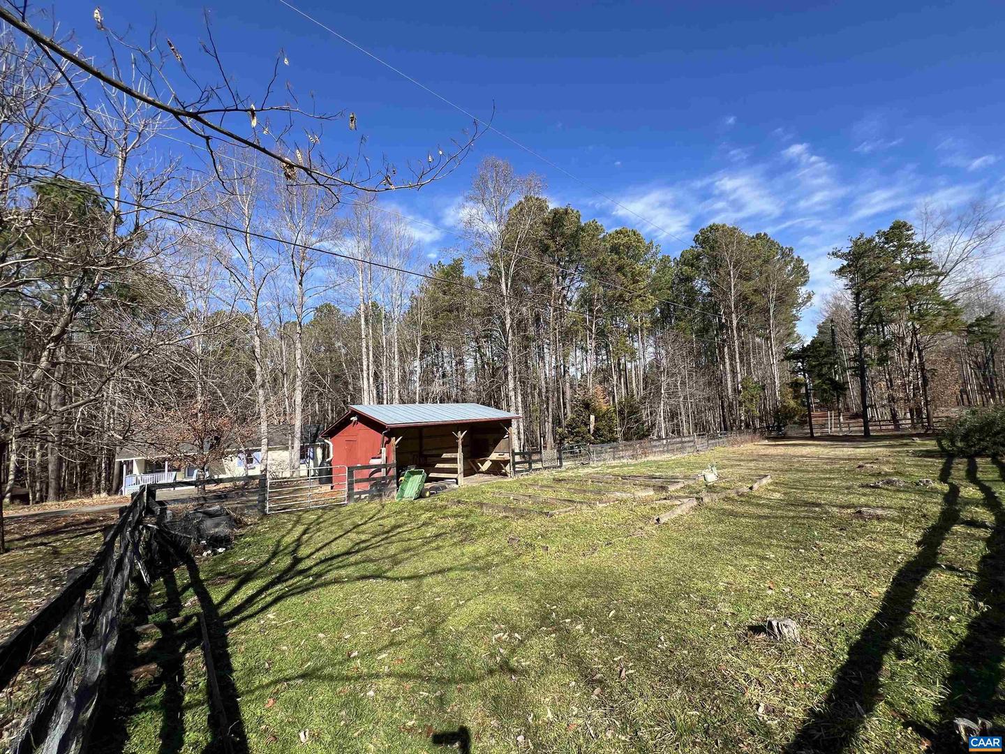 3264 MARTIN KINGS RD, CHARLOTTESVILLE, Virginia 22903, 4 Bedrooms Bedrooms, ,3 BathroomsBathrooms,Residential,For sale,3264 MARTIN KINGS RD,669388 MLS # 669388