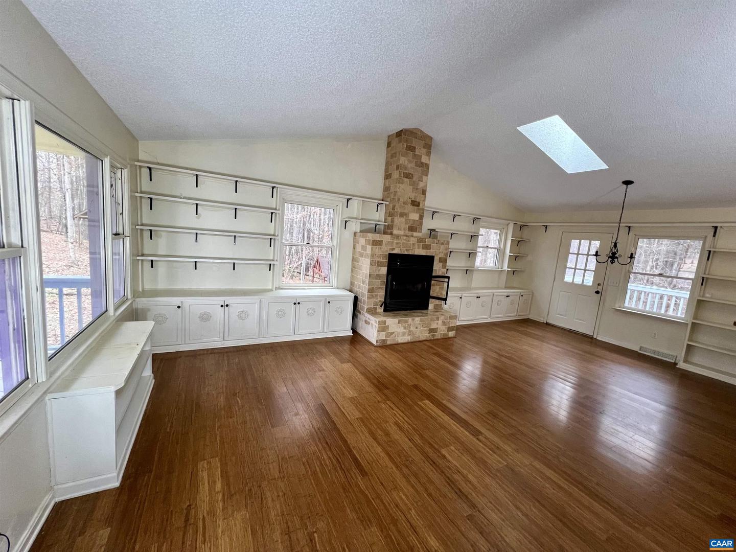 3264 MARTIN KINGS RD, CHARLOTTESVILLE, Virginia 22903, 4 Bedrooms Bedrooms, ,3 BathroomsBathrooms,Residential,For sale,3264 MARTIN KINGS RD,669388 MLS # 669388