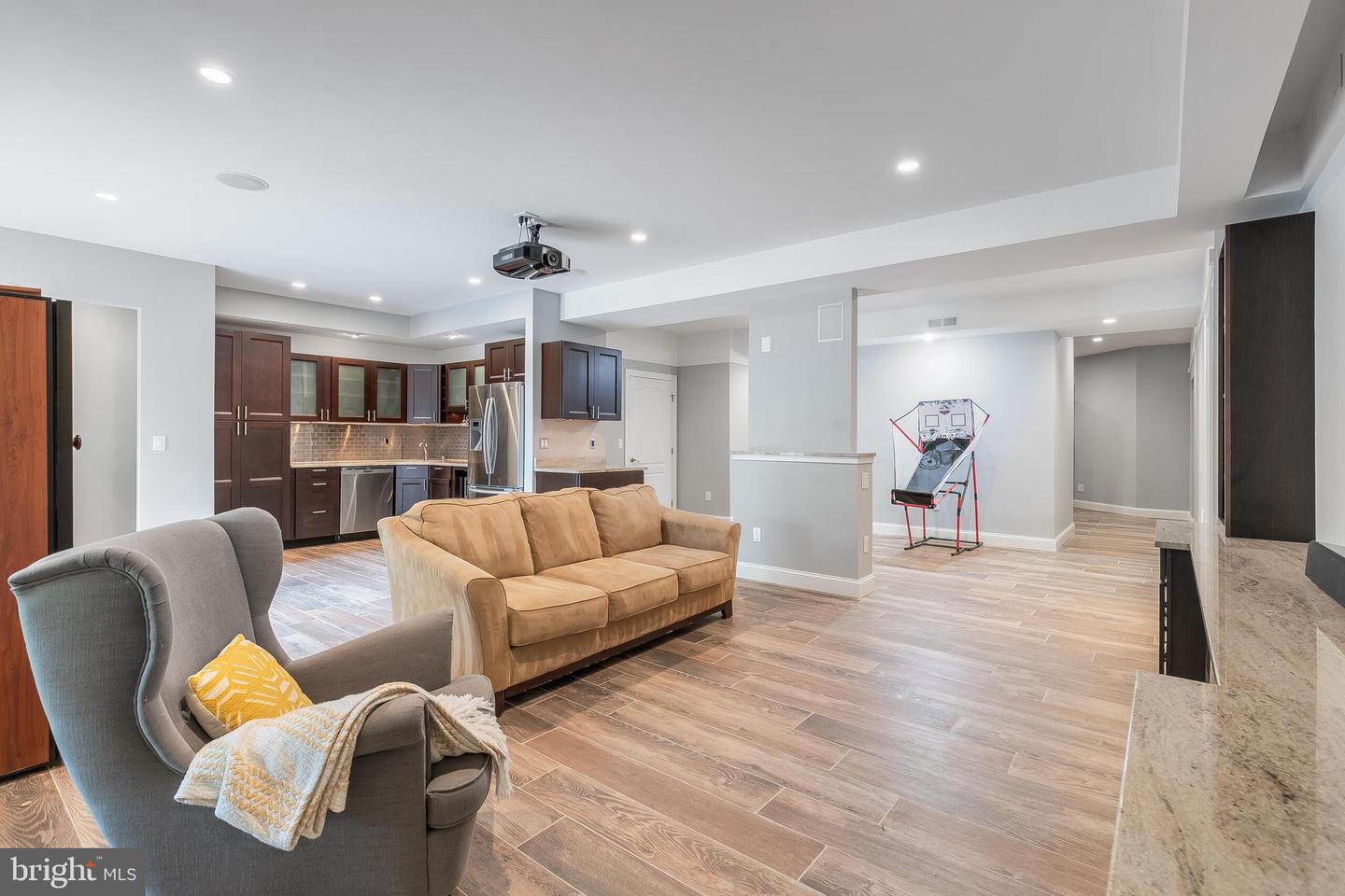 42018 MILL QUARTER PL, ASHBURN, Virginia 20148, 5 Bedrooms Bedrooms, ,4 BathroomsBathrooms,Residential,For sale,42018 MILL QUARTER PL,VALO2107706 MLS # VALO2107706