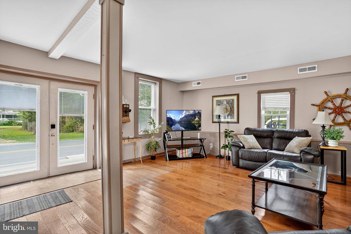 5277 MAIN ST, CHINCOTEAGUE ISLAND, Virginia 23336, 3 Bedrooms Bedrooms, ,2 BathroomsBathrooms,Residential,For sale,5277 MAIN ST,VAAC2002284 MLS # VAAC2002284
