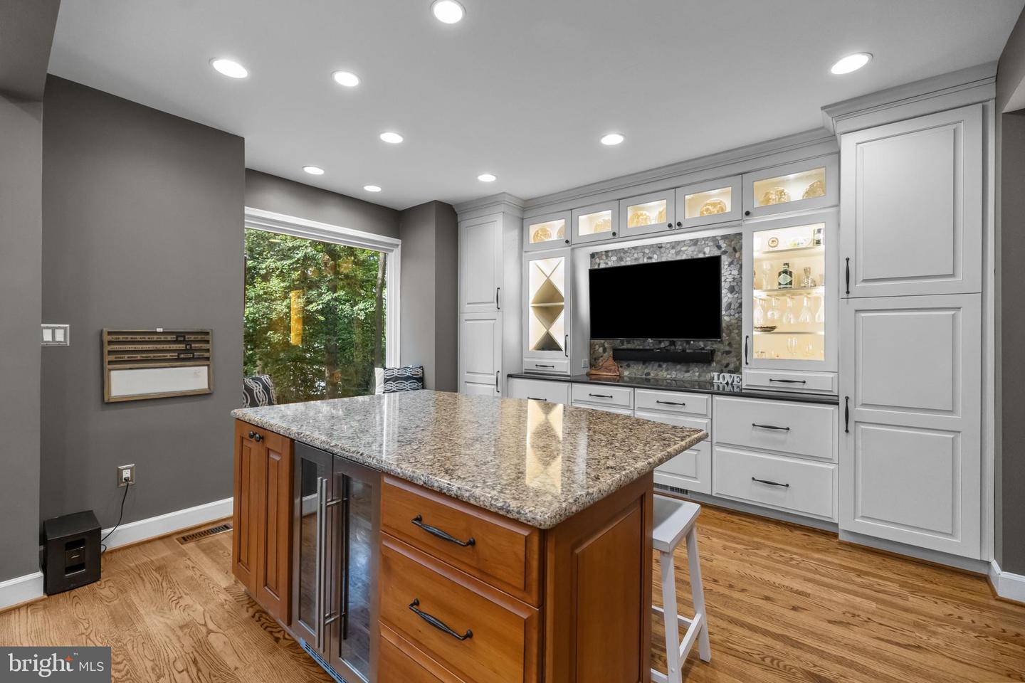 6917 STETHEM CT, MANASSAS, Virginia 20112, 4 Bedrooms Bedrooms, ,3 BathroomsBathrooms,Residential,For sale,6917 STETHEM CT,VAPW2104904 MLS # VAPW2104904