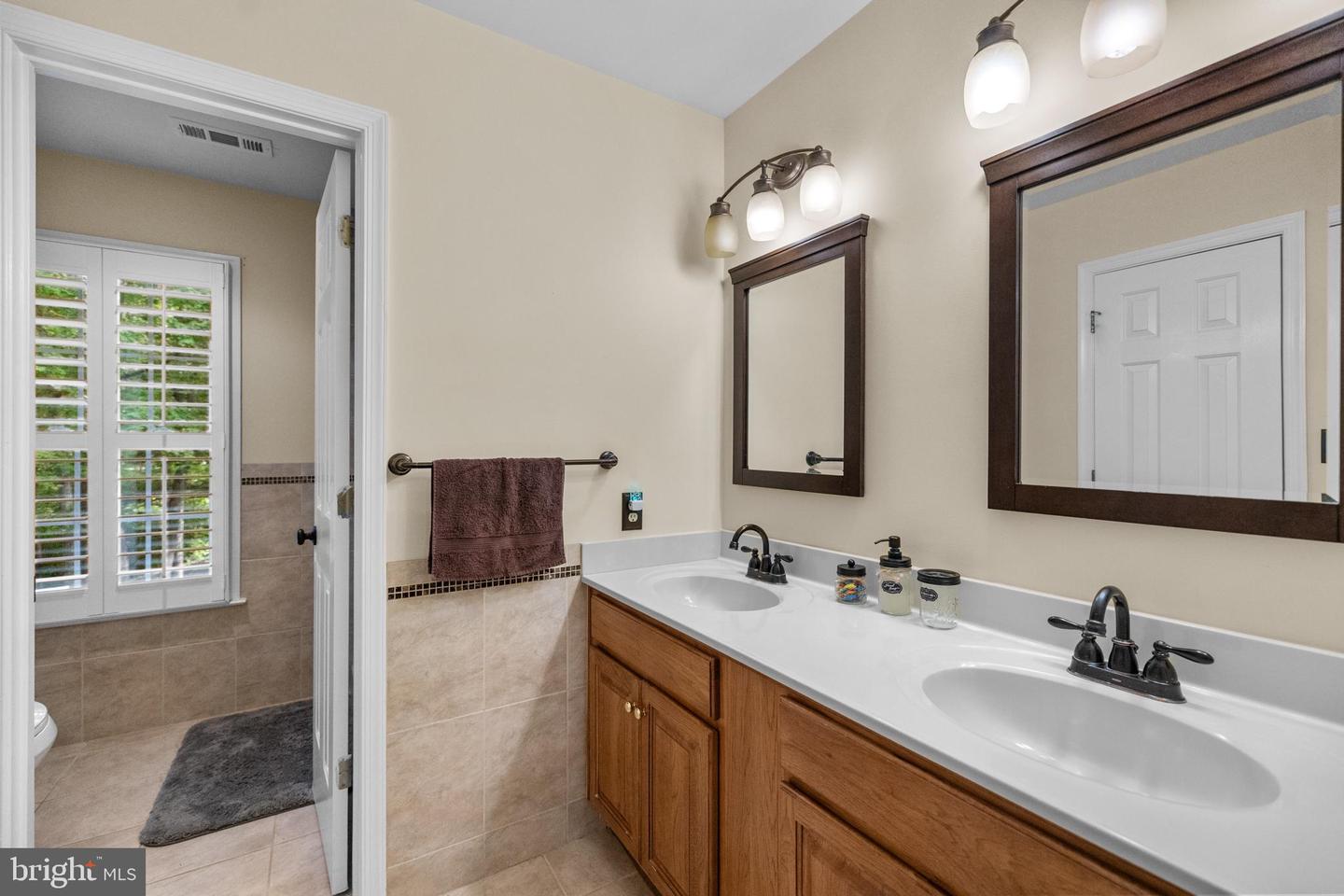6917 STETHEM CT, MANASSAS, Virginia 20112, 4 Bedrooms Bedrooms, ,3 BathroomsBathrooms,Residential,For sale,6917 STETHEM CT,VAPW2104904 MLS # VAPW2104904