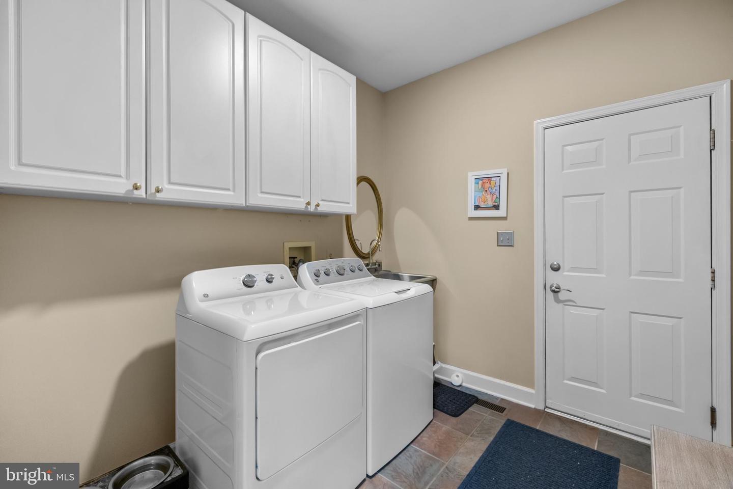 6917 STETHEM CT, MANASSAS, Virginia 20112, 4 Bedrooms Bedrooms, ,3 BathroomsBathrooms,Residential,For sale,6917 STETHEM CT,VAPW2104904 MLS # VAPW2104904