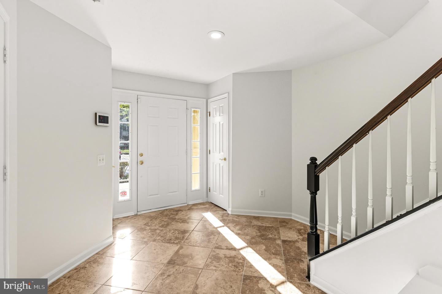 25541 GWYNNETH SQ, CHANTILLY, Virginia 20152, 3 Bedrooms Bedrooms, ,2 BathroomsBathrooms,Residential,For sale,25541 GWYNNETH SQ,VALO2107798 MLS # VALO2107798