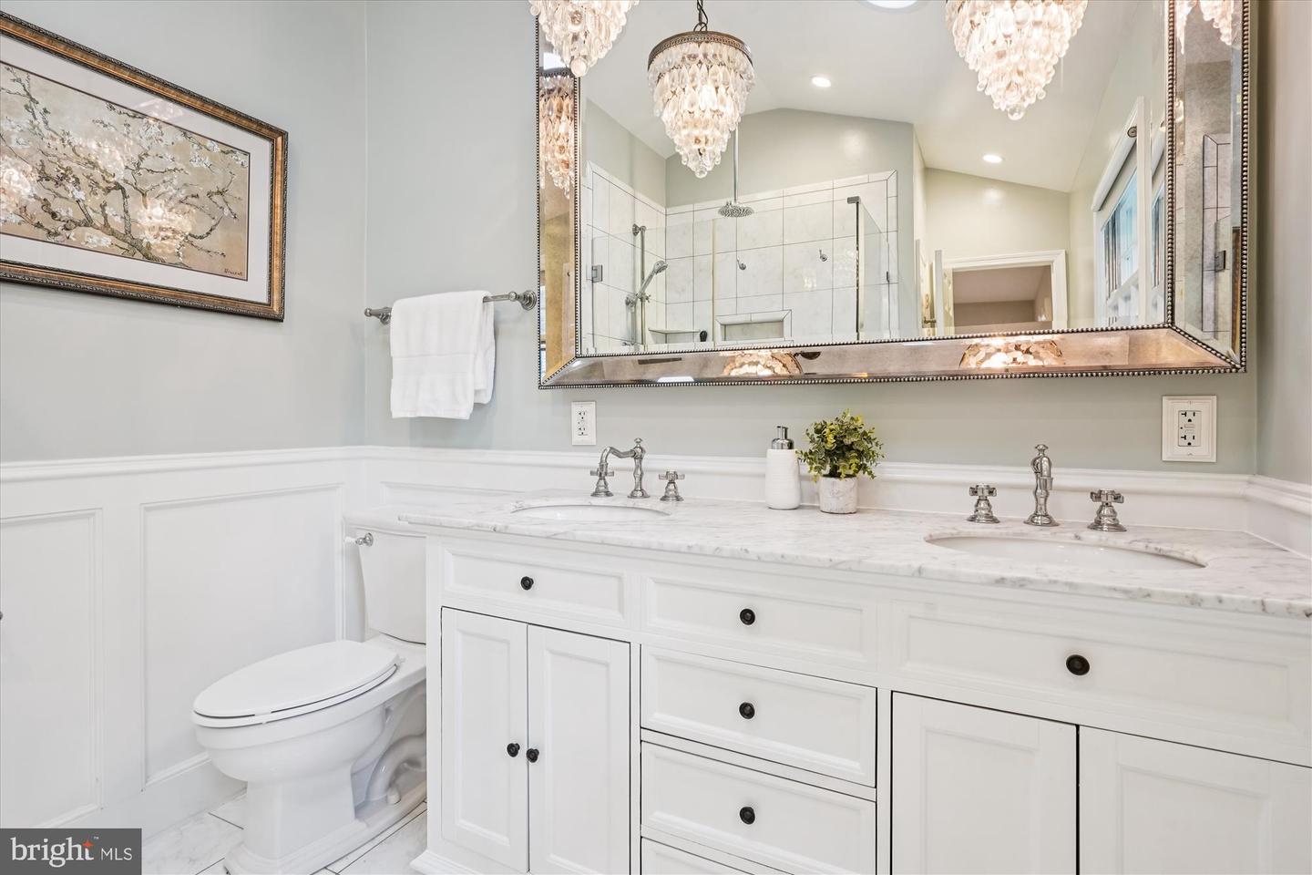 1616 SHERWOOD HALL LN, ALEXANDRIA, Virginia 22306, 5 Bedrooms Bedrooms, ,3 BathroomsBathrooms,Residential,For sale,1616 SHERWOOD HALL LN,VAFX2269748 MLS # VAFX2269748