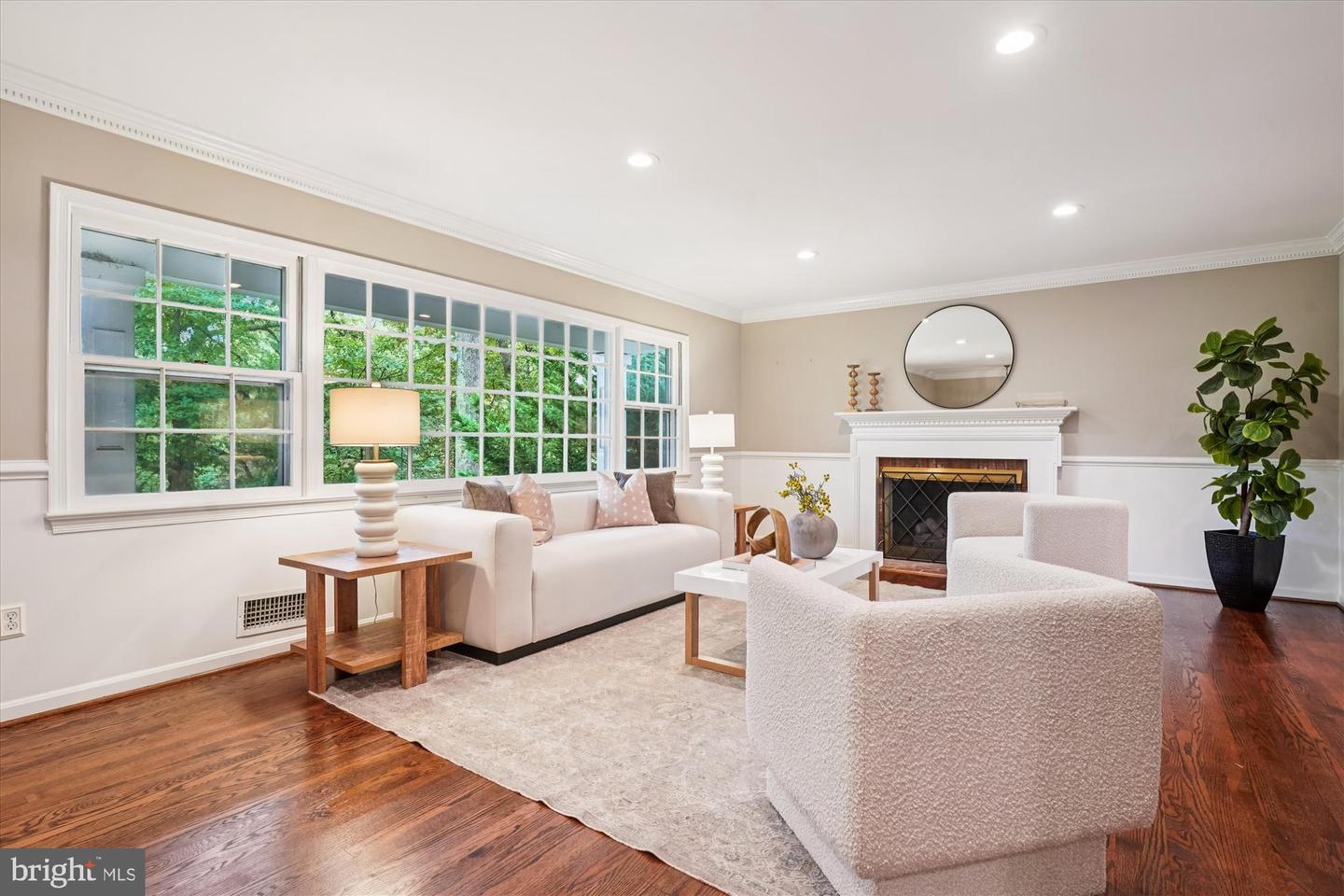 1616 SHERWOOD HALL LN, ALEXANDRIA, Virginia 22306, 5 Bedrooms Bedrooms, ,3 BathroomsBathrooms,Residential,For sale,1616 SHERWOOD HALL LN,VAFX2269748 MLS # VAFX2269748