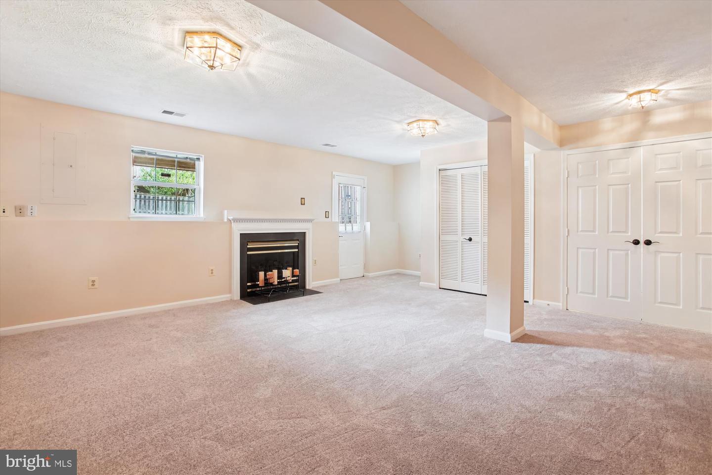 4124 LA MAURICIE LOOP, DUMFRIES, Virginia 22025, 4 Bedrooms Bedrooms, ,3 BathroomsBathrooms,Residential,For sale,4124 LA MAURICIE LOOP,VAPW2104946 MLS # VAPW2104946