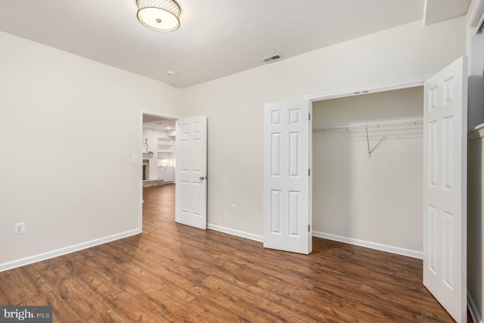8126 BLANDSFORD DR, MANASSAS, Virginia 20111, 3 Bedrooms Bedrooms, 8 Rooms Rooms,3 BathroomsBathrooms,Residential,For sale,8126 BLANDSFORD DR,VAPW2104950 MLS # VAPW2104950
