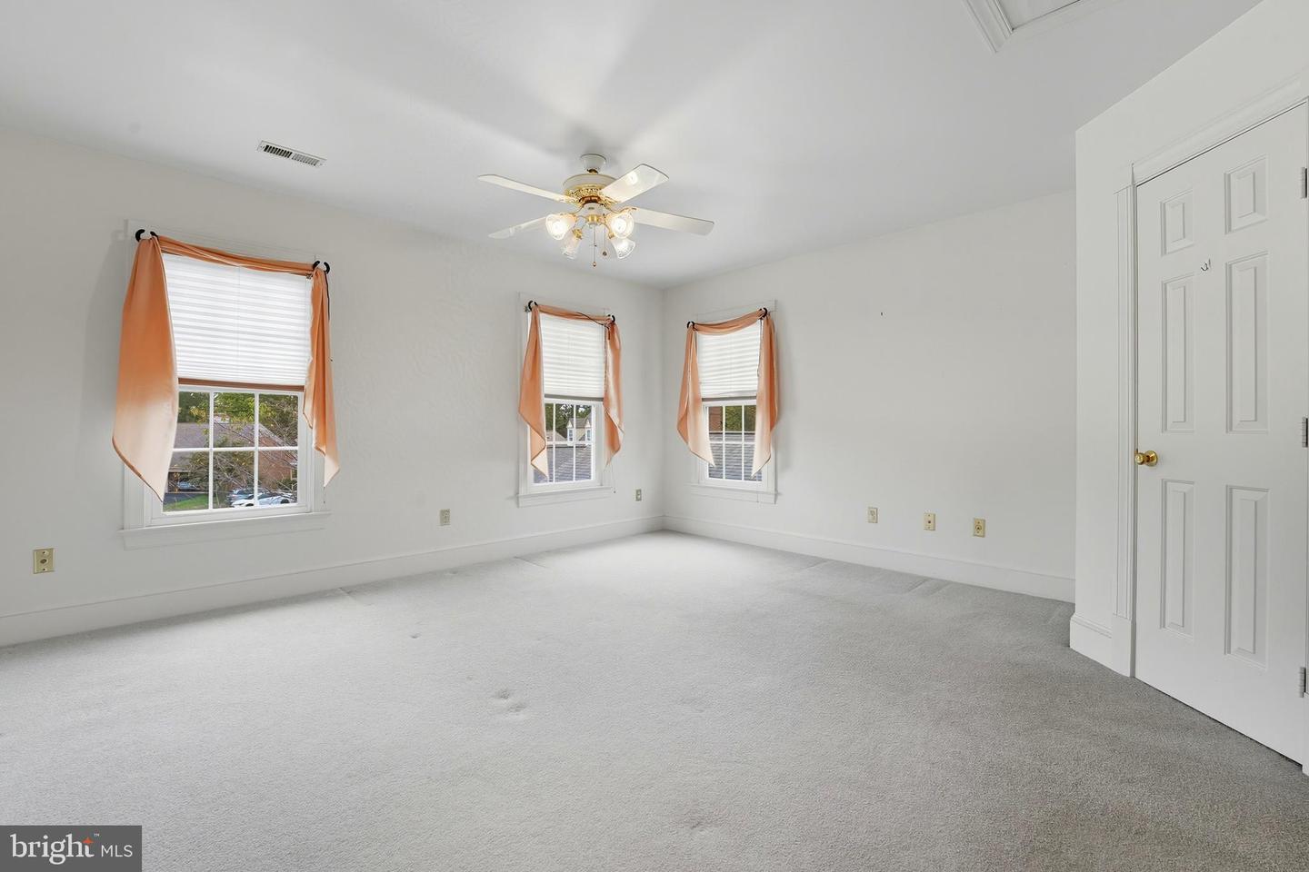 400 GREENS CT, CULPEPER, Virginia 22701, 3 Bedrooms Bedrooms, ,2 BathroomsBathrooms,Residential,For sale,400 GREENS CT,VACU2011708 MLS # VACU2011708