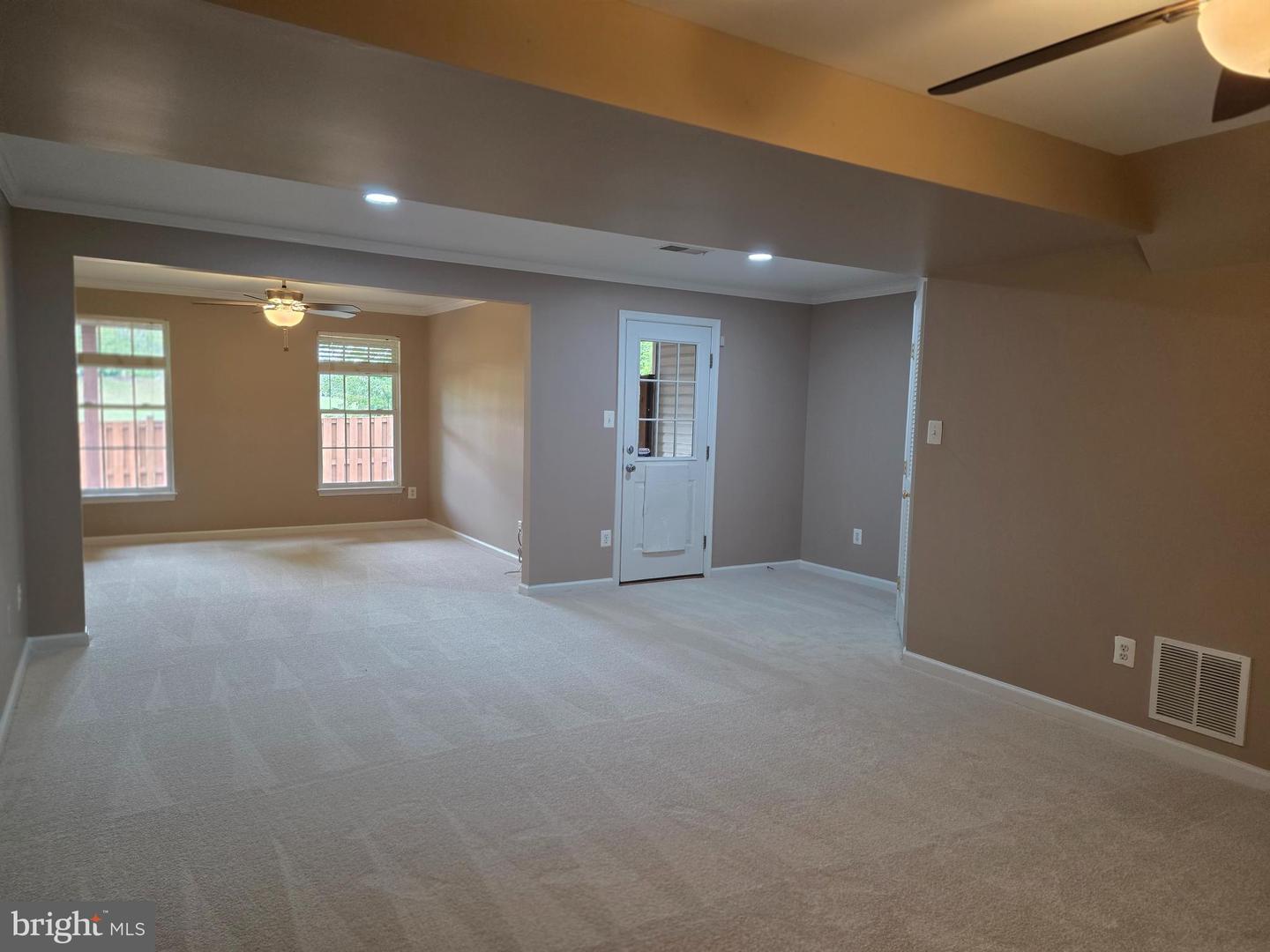 11139 GANDER CT, FREDERICKSBURG, Virginia 22407, 3 Bedrooms Bedrooms, ,3 BathroomsBathrooms,Residential,For sale,11139 GANDER CT,VASP2036558 MLS # VASP2036558