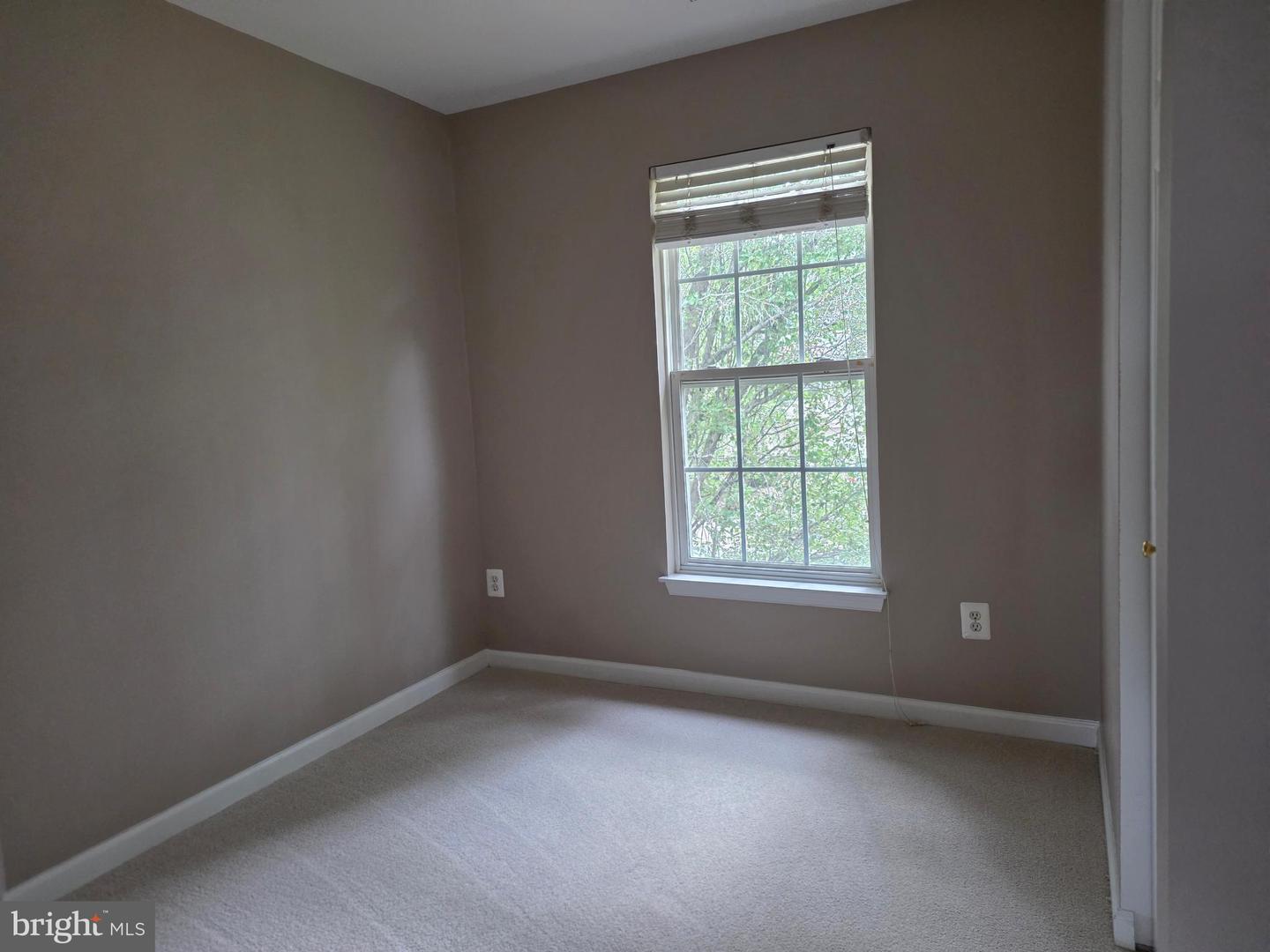 11139 GANDER CT, FREDERICKSBURG, Virginia 22407, 3 Bedrooms Bedrooms, ,3 BathroomsBathrooms,Residential,For sale,11139 GANDER CT,VASP2036558 MLS # VASP2036558