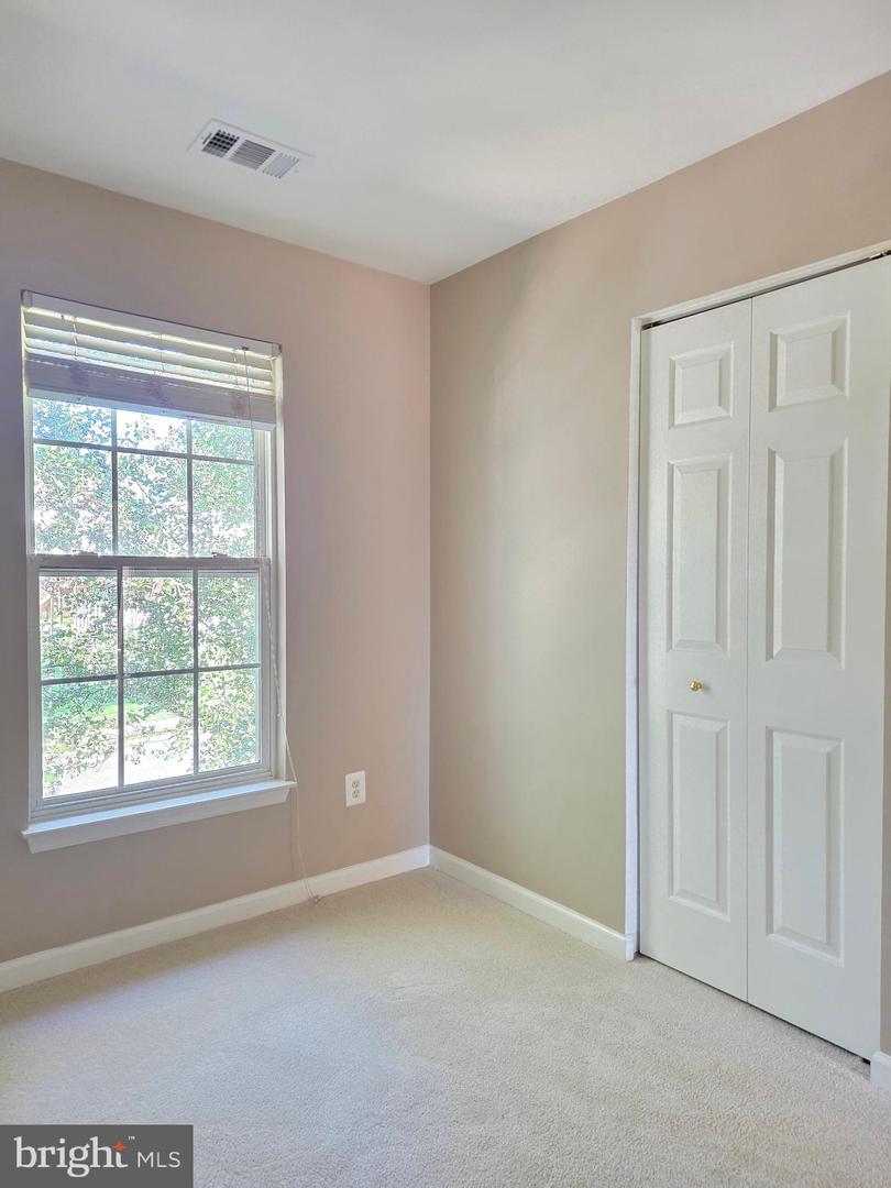 11139 GANDER CT, FREDERICKSBURG, Virginia 22407, 3 Bedrooms Bedrooms, ,3 BathroomsBathrooms,Residential,For sale,11139 GANDER CT,VASP2036558 MLS # VASP2036558