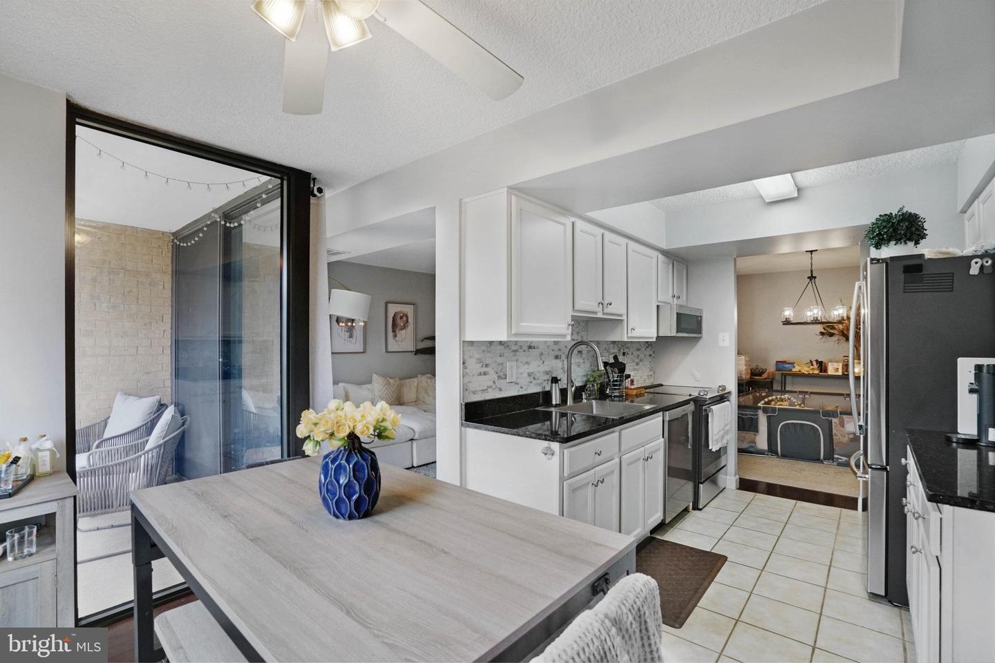 4500 S FOUR MILE RUN DR #407, ARLINGTON, Virginia 22204, 2 Bedrooms Bedrooms, ,2 BathroomsBathrooms,Residential,For sale,4500 S FOUR MILE RUN DR #407,VAAR2064292 MLS # VAAR2064292 4500 S FOUR MILE RUN DR #407, ARLINGTON, Virginia 22204, 2 Bedrooms Bedrooms, ,2 BathroomsBathrooms,Residential,For sale,4500 S FOUR MILE RUN DR #407,VAAR2064292 MLS # VAAR2064292