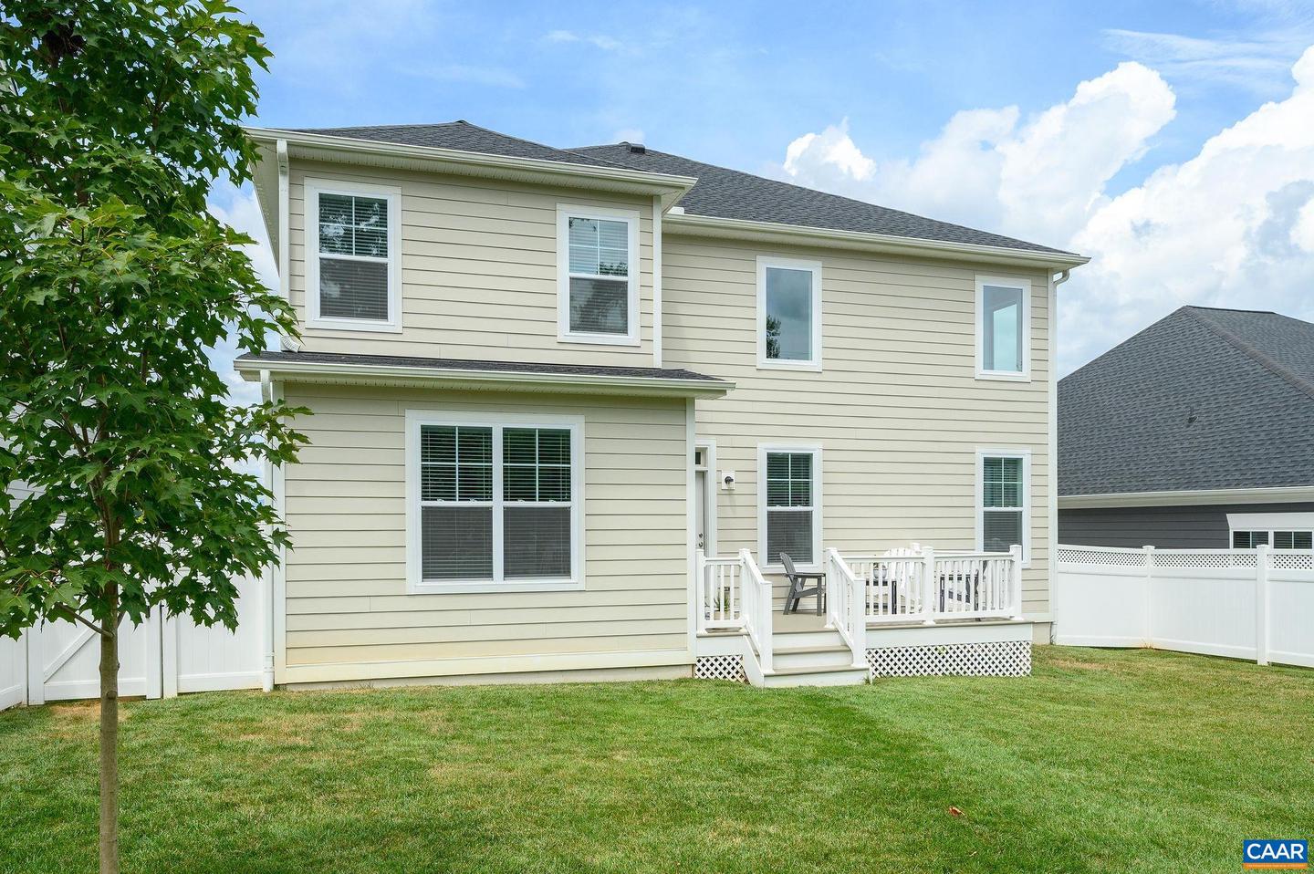3526 THICKET RUN PL, CHARLOTTESVILLE, Virginia 22911, 3 Bedrooms Bedrooms, ,2 BathroomsBathrooms,Residential,For sale,3526 THICKET RUN PL,669496 MLS # 669496