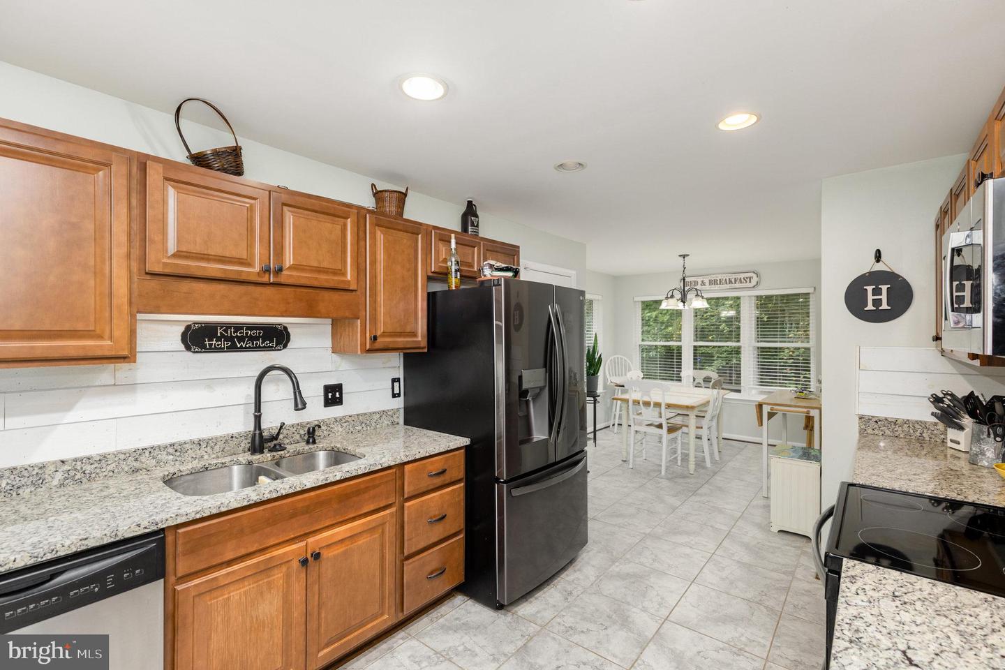 2606 LAKEVIEW PKWY, LOCUST GROVE, Virginia 22508, 4 Bedrooms Bedrooms, ,2 BathroomsBathrooms,Residential,For sale,2606 LAKEVIEW PKWY,VAOR2012424 MLS # VAOR2012424