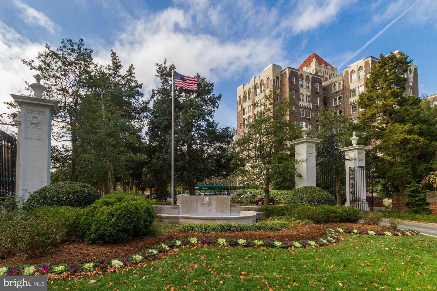 4000 CATHEDRAL AVE NW #444-445B, WASHINGTON, District Of Columbia 20016, 3 Bedrooms Bedrooms, ,3 BathroomsBathrooms,Residential,For sale,4000 CATHEDRAL AVE NW #444-445B,DCDC2224802 MLS # DCDC2224802