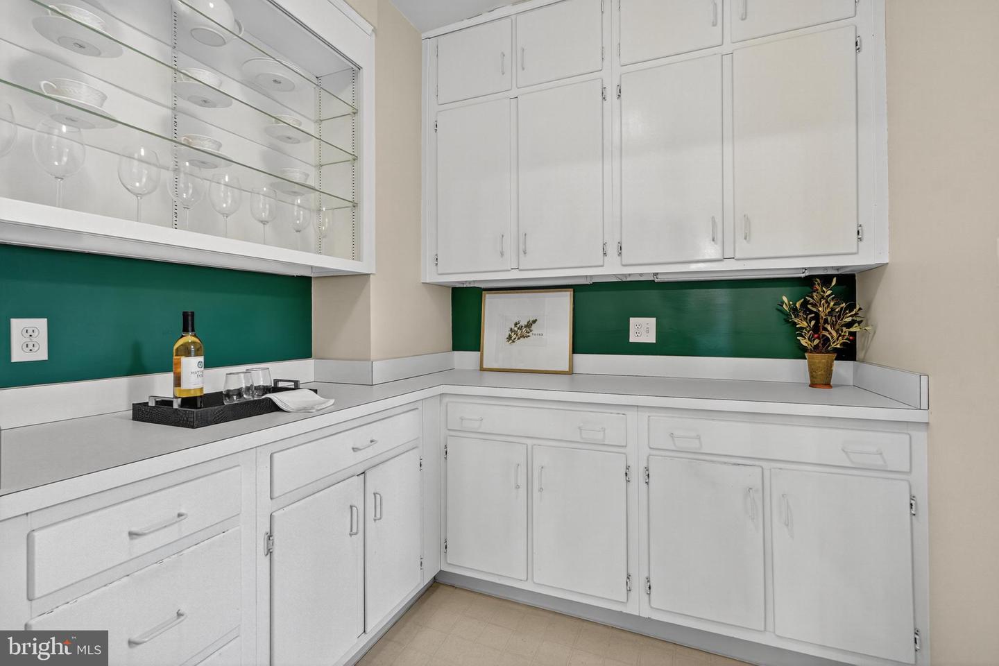 4000 CATHEDRAL AVE NW #444-445B, WASHINGTON, District Of Columbia 20016, 3 Bedrooms Bedrooms, ,3 BathroomsBathrooms,Residential,For sale,4000 CATHEDRAL AVE NW #444-445B,DCDC2224802 MLS # DCDC2224802