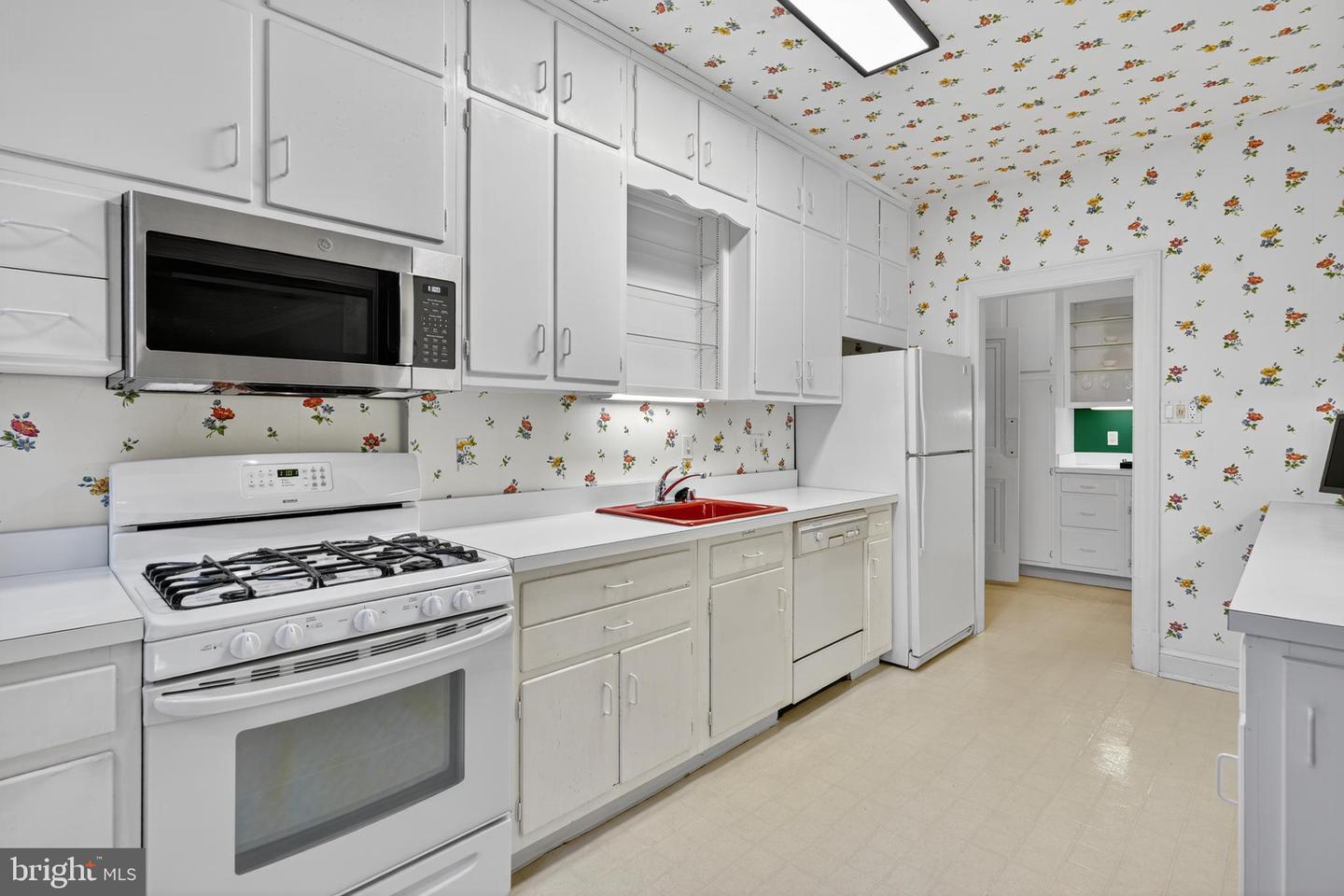 4000 CATHEDRAL AVE NW #444-445B, WASHINGTON, District Of Columbia 20016, 3 Bedrooms Bedrooms, ,3 BathroomsBathrooms,Residential,For sale,4000 CATHEDRAL AVE NW #444-445B,DCDC2224802 MLS # DCDC2224802