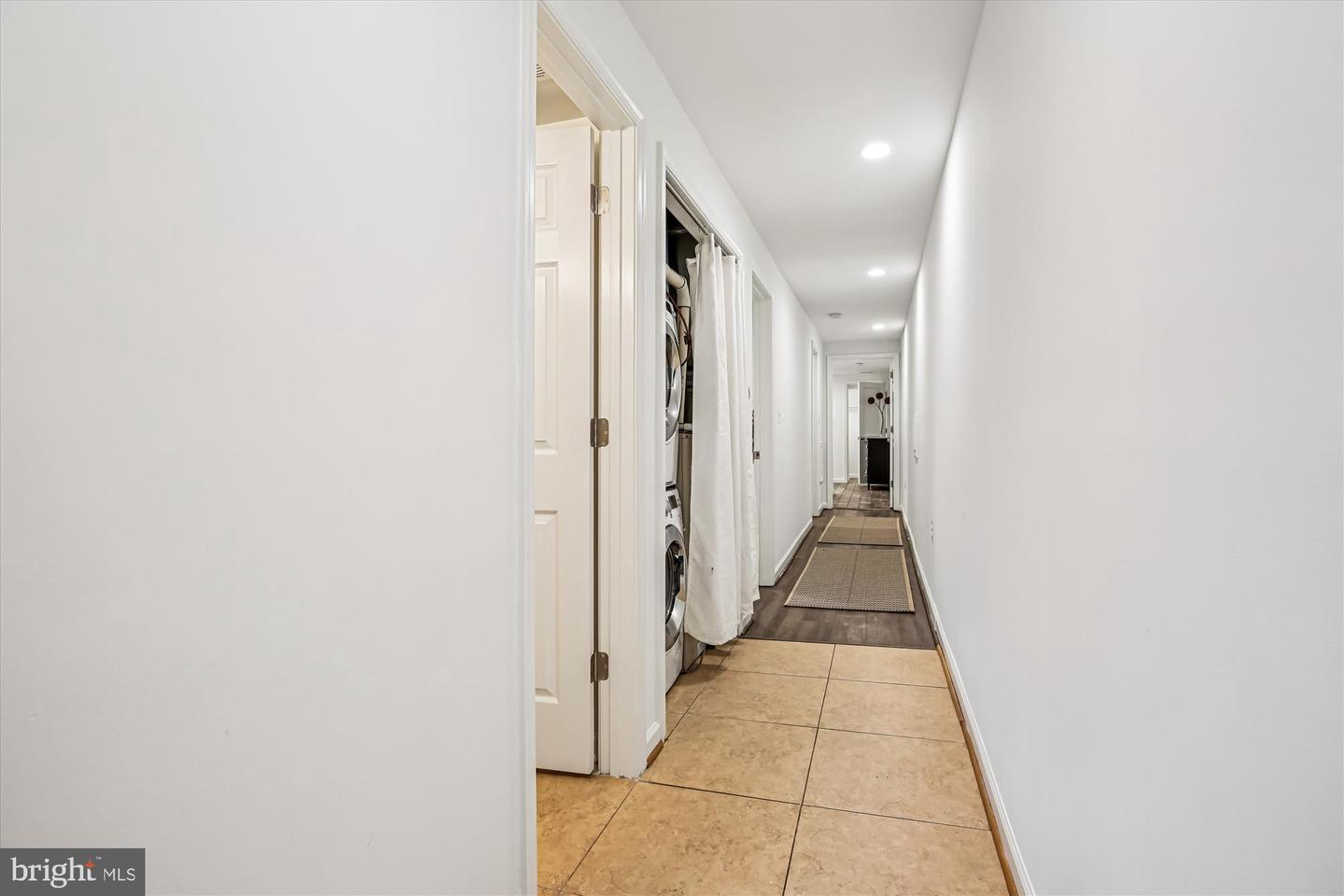 13 R ST NE #1, WASHINGTON, District Of Columbia 20002, 2 Bedrooms Bedrooms, 5 Rooms Rooms,2 BathroomsBathrooms,Residential,For sale,13 R ST NE #1,DCDC2224474 MLS # DCDC2224474